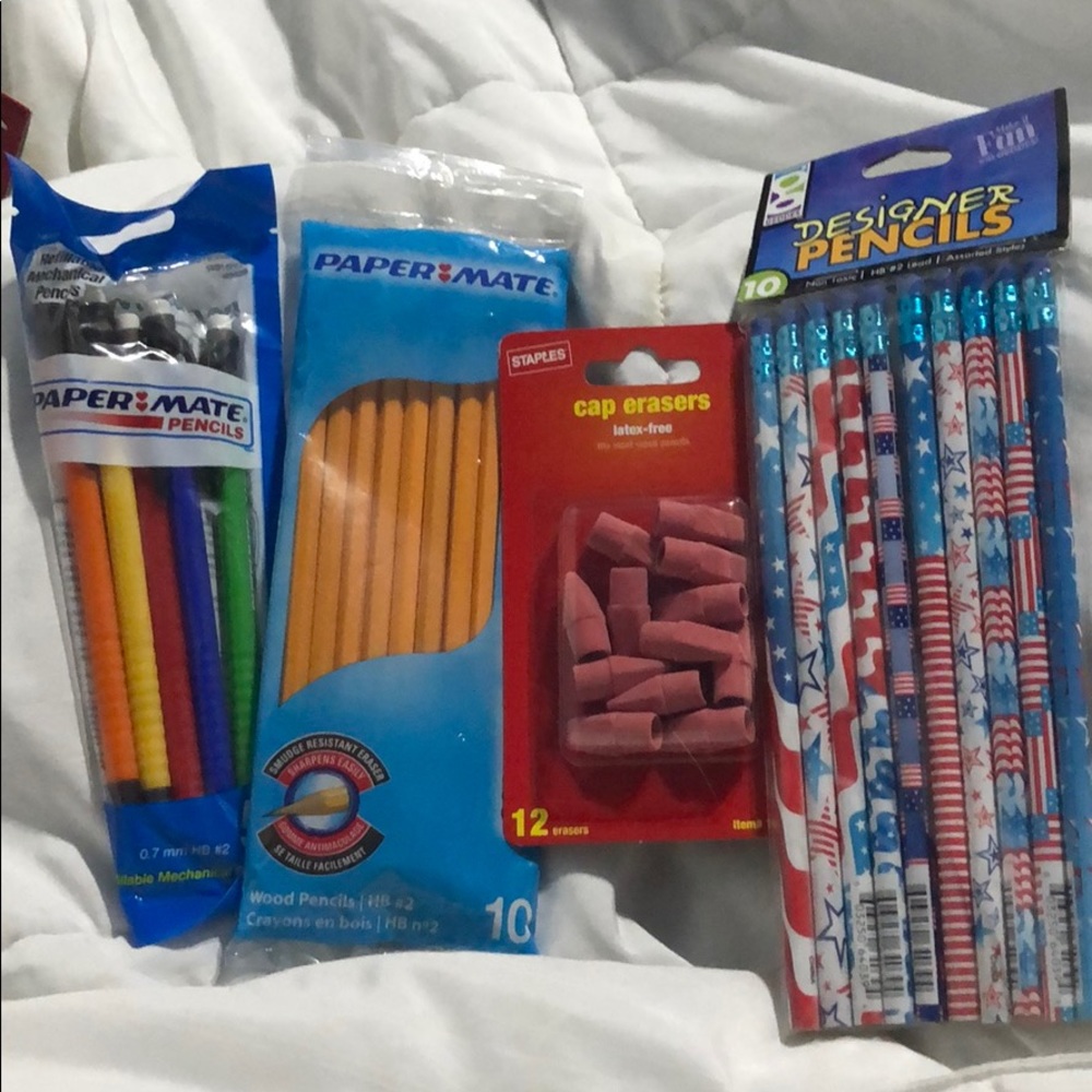 🤑✏️Pencil Bundle✏️🤑
